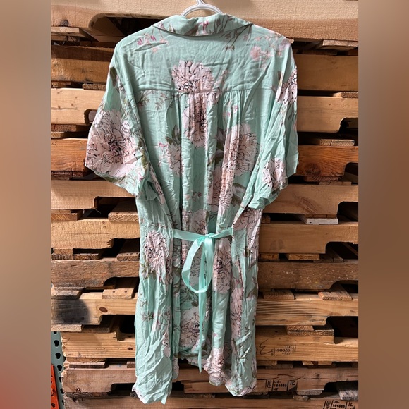 DAVI&DANI SZ 1X flowy pistachio green floral dress - Picture 3 of 10